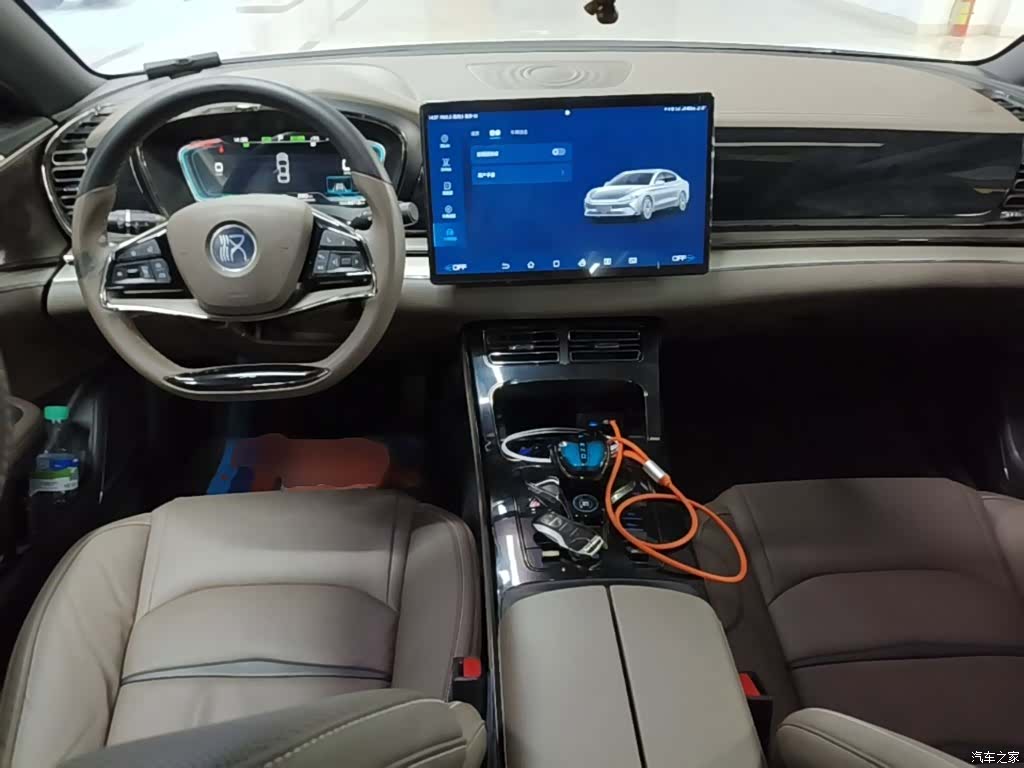 BYD Han, 2023 10