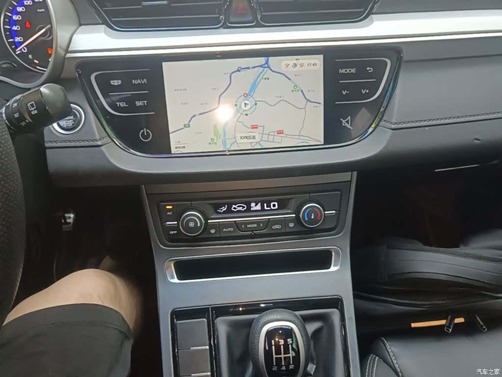 Geely S1, 2019 13
