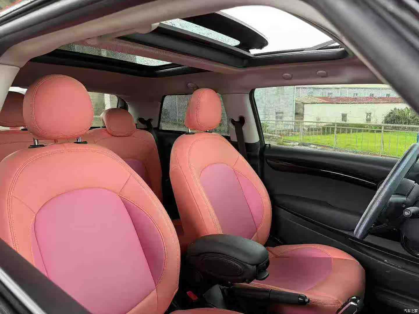 Mini ONE, 2020 9