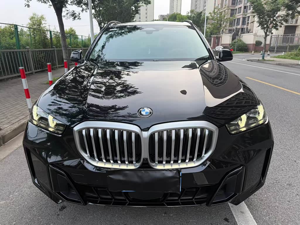 BMW X5 2025 xDrive 30Li M Sport