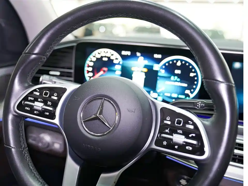Mercedes-Benz GLE Mercedes-Benz GLE