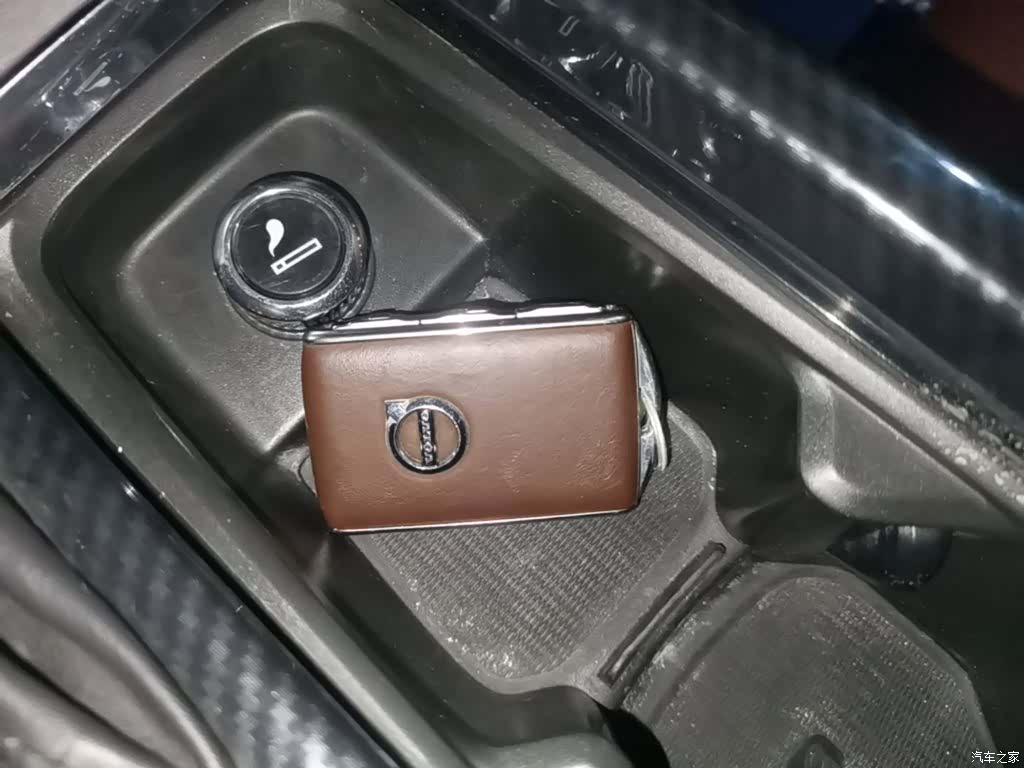 Volvo XC60, 2019 9