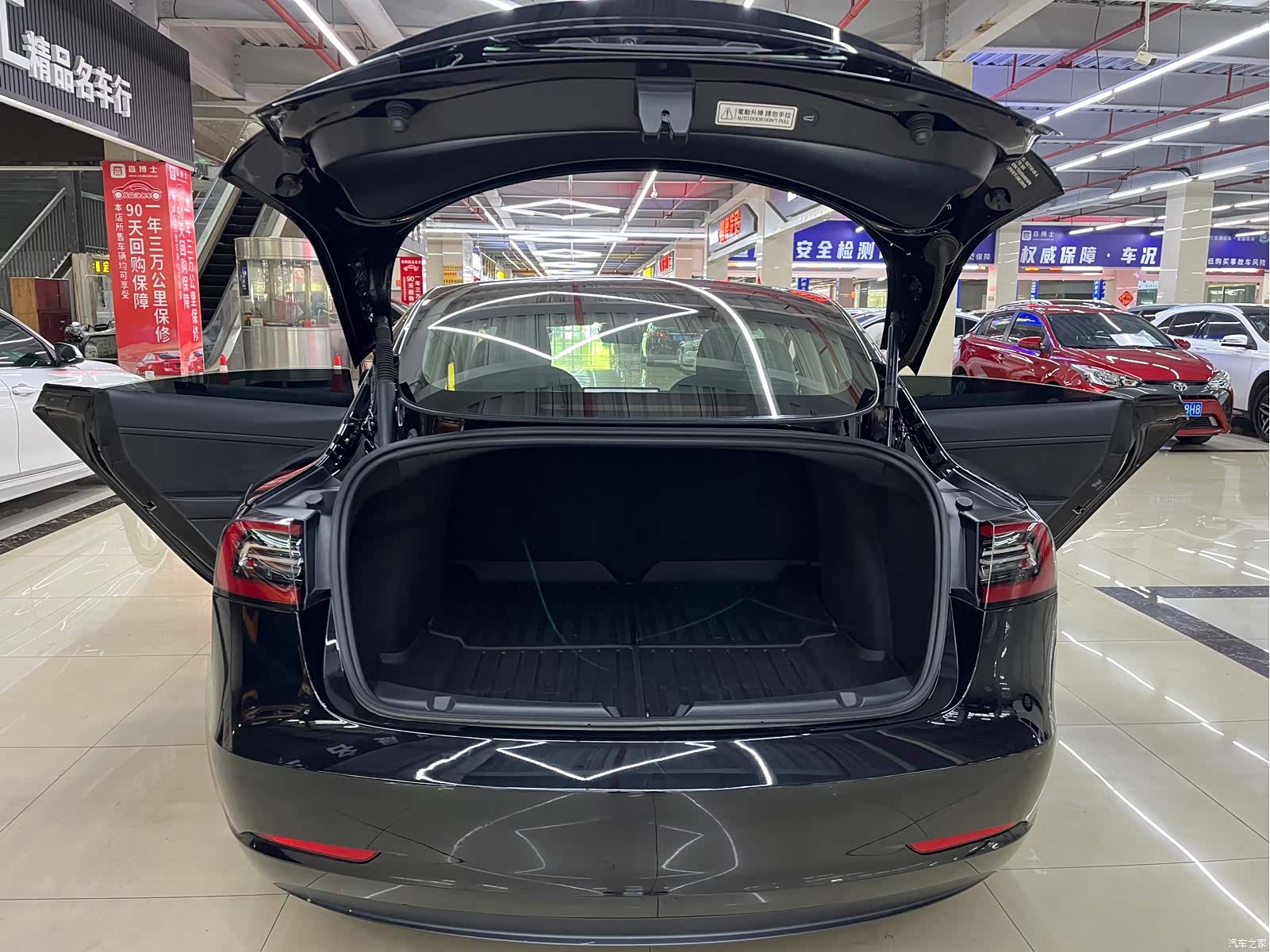 Tesla Model 3, 2021 12