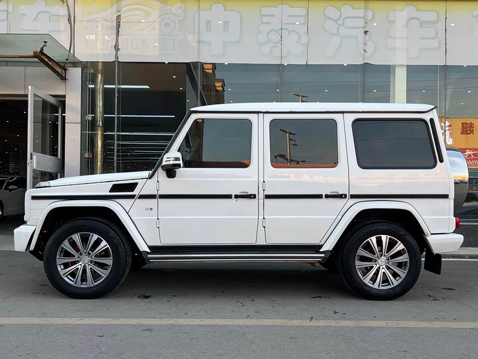 Mercedes-Benz G-class
