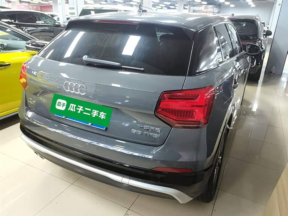Audi Q2L Audi Q2L