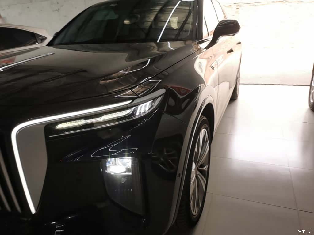 Hongqi E-HS9, 2023 24