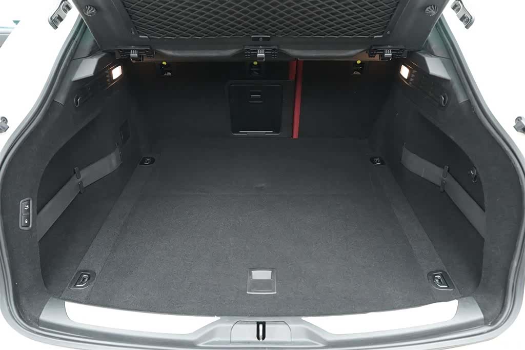 Maserati Levante, 2018 29