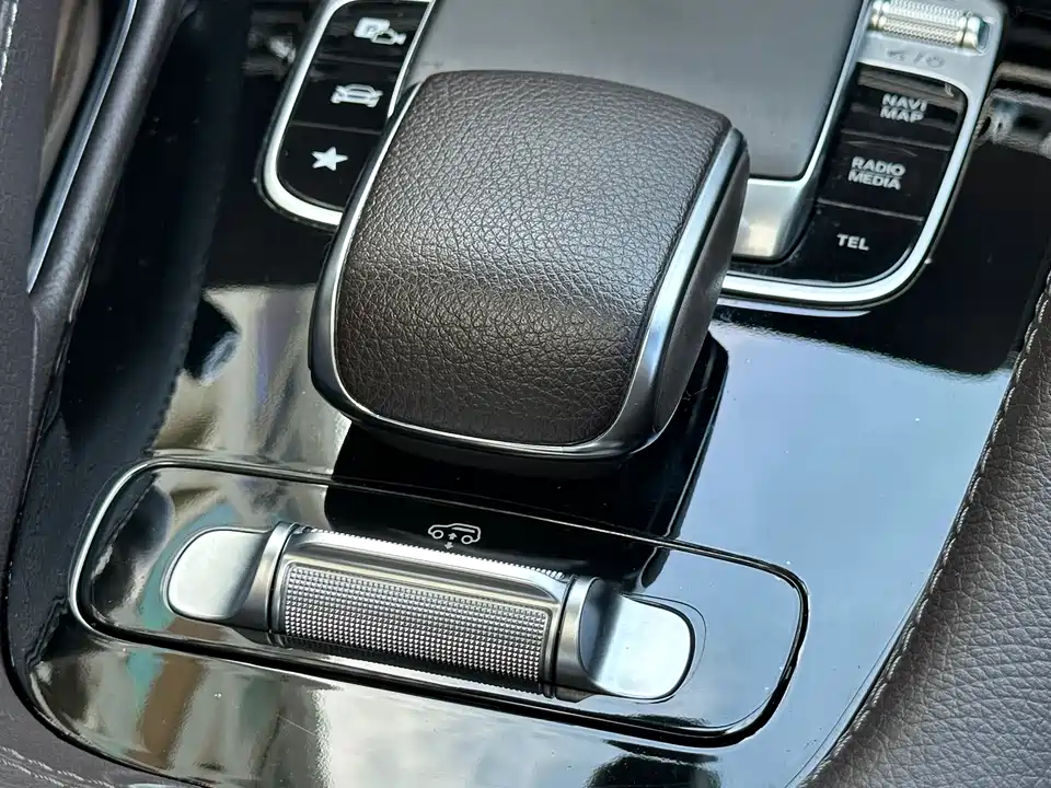 Mercedes-Benz GLS Mercedes-Benz GLS