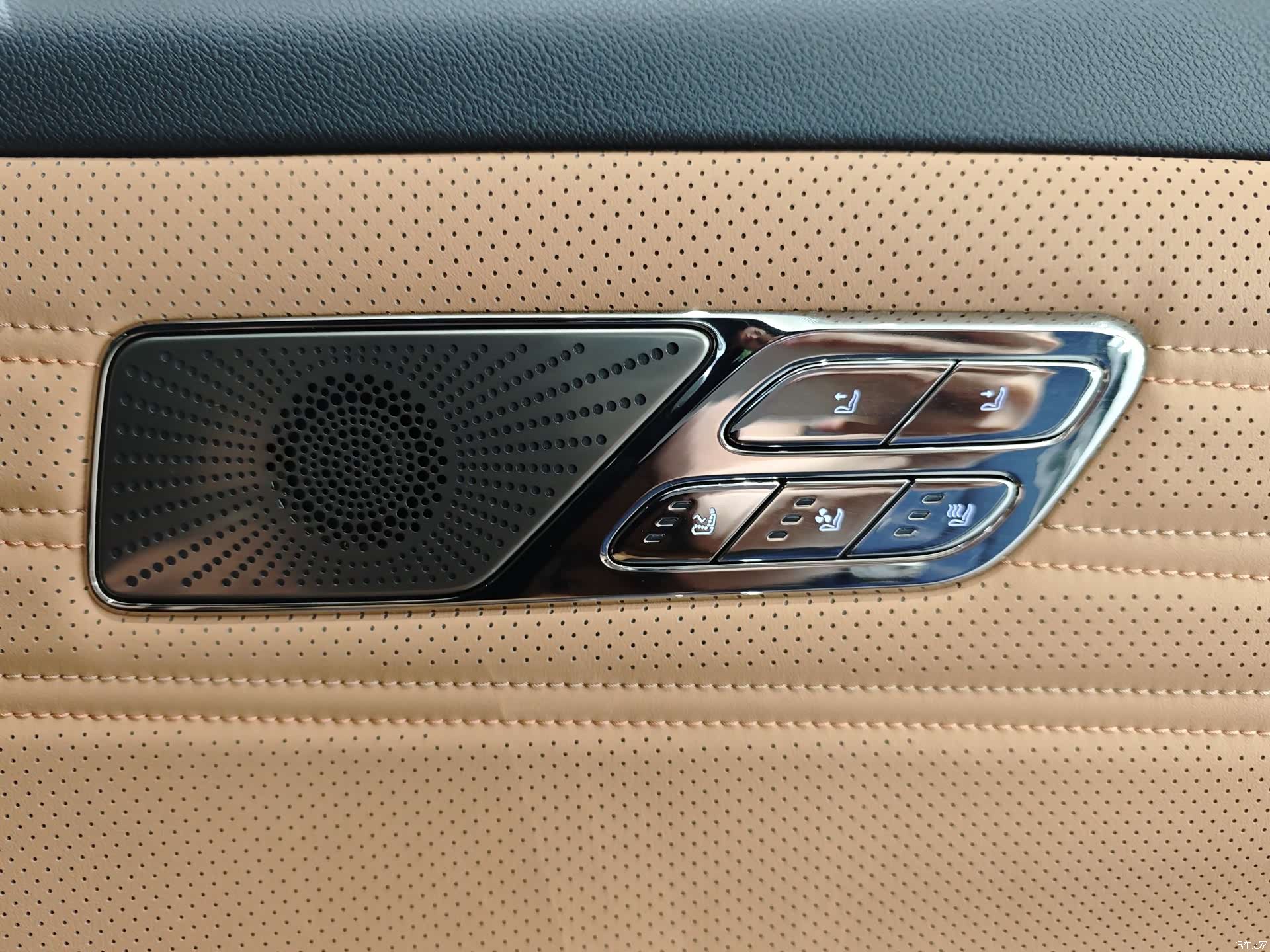 Geely 8, 2025 19