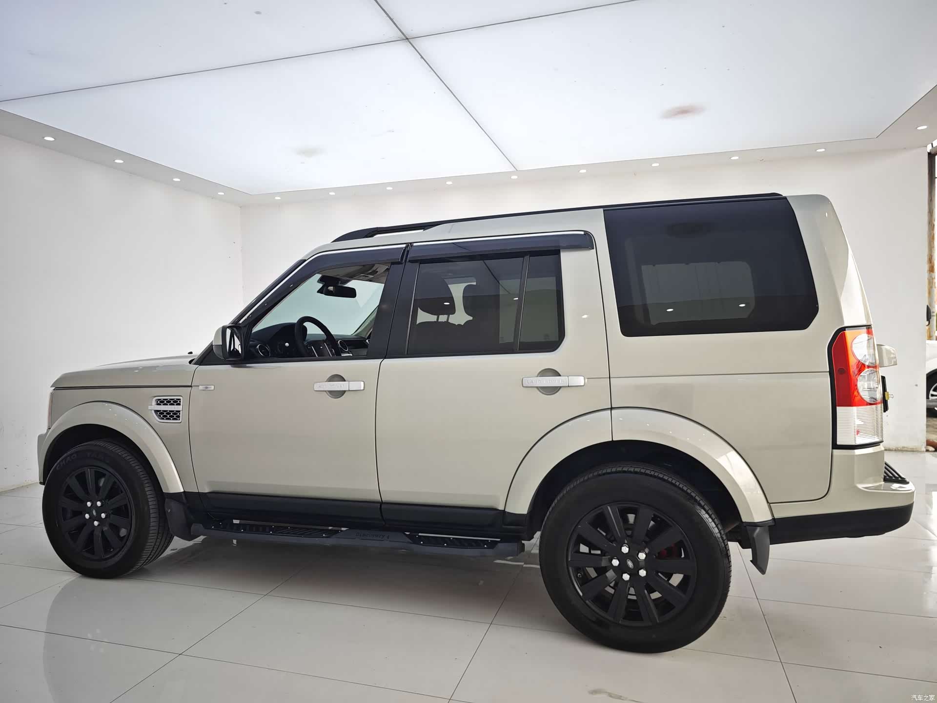 Land Rover Discovery, 2012 23