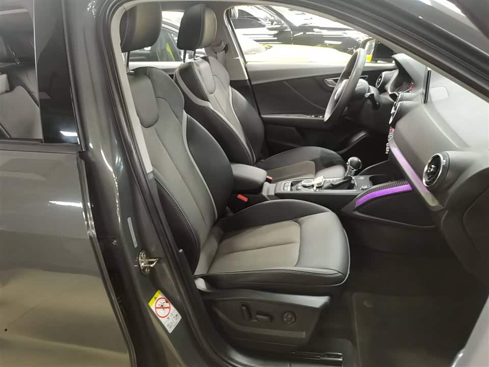 Audi Q2L Audi Q2L