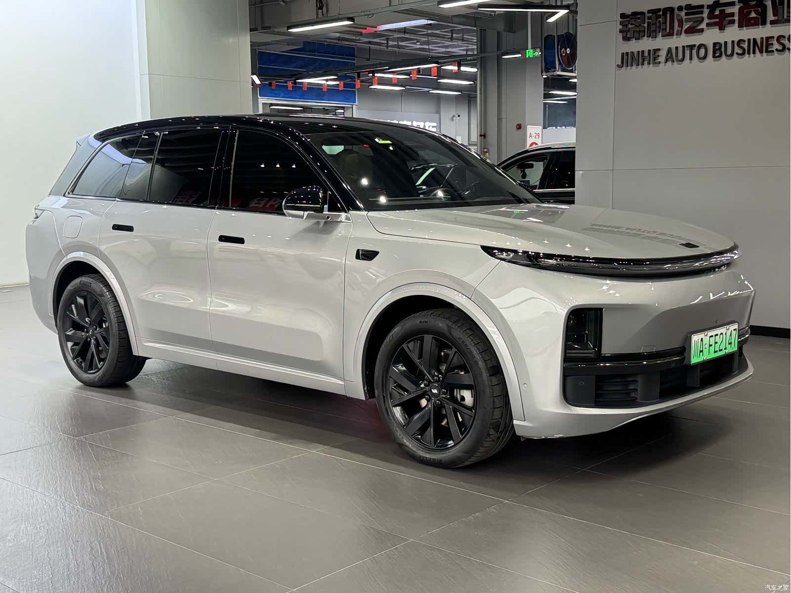 Li Auto L8, 2023 3