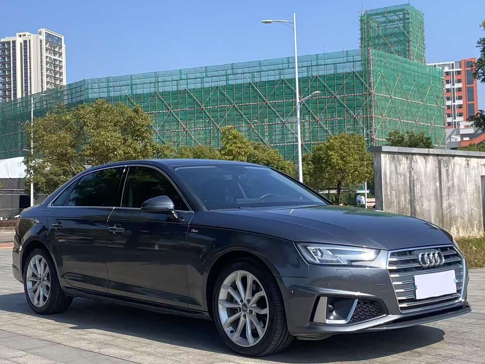 Audi A4L