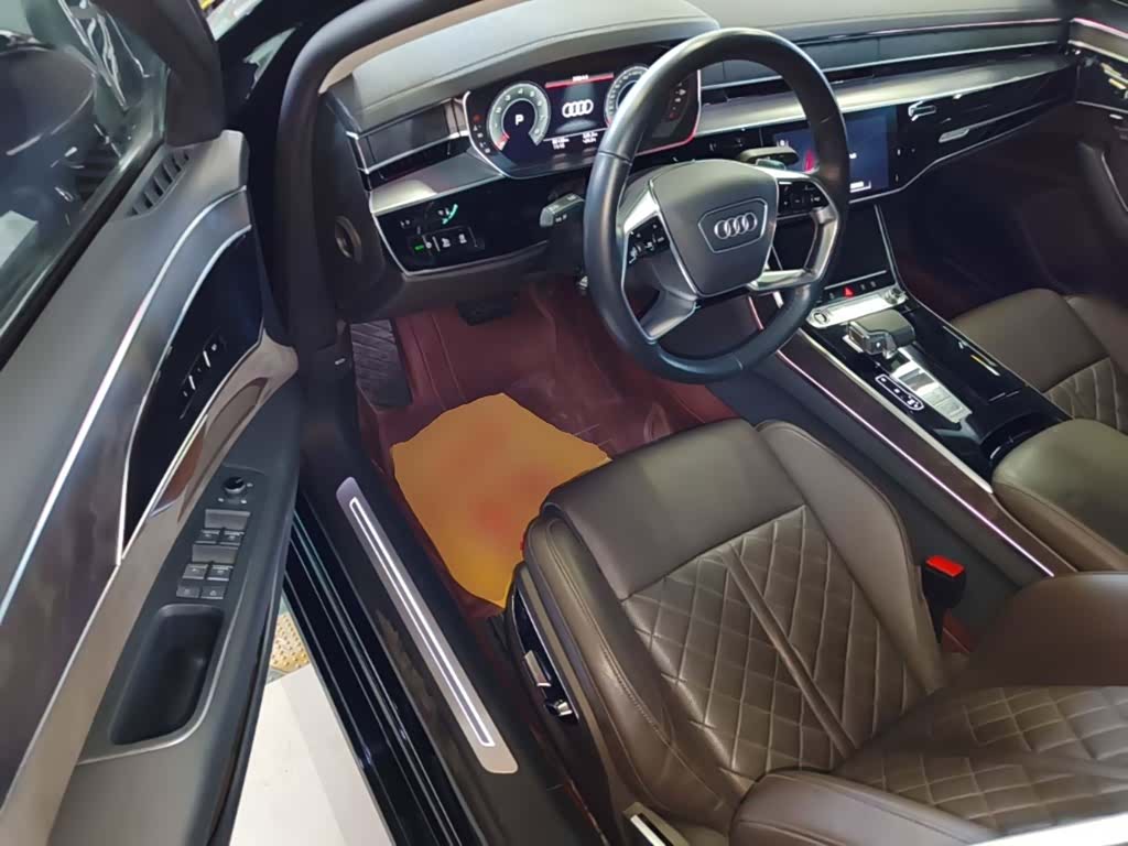 Audi A8L, 2021 12