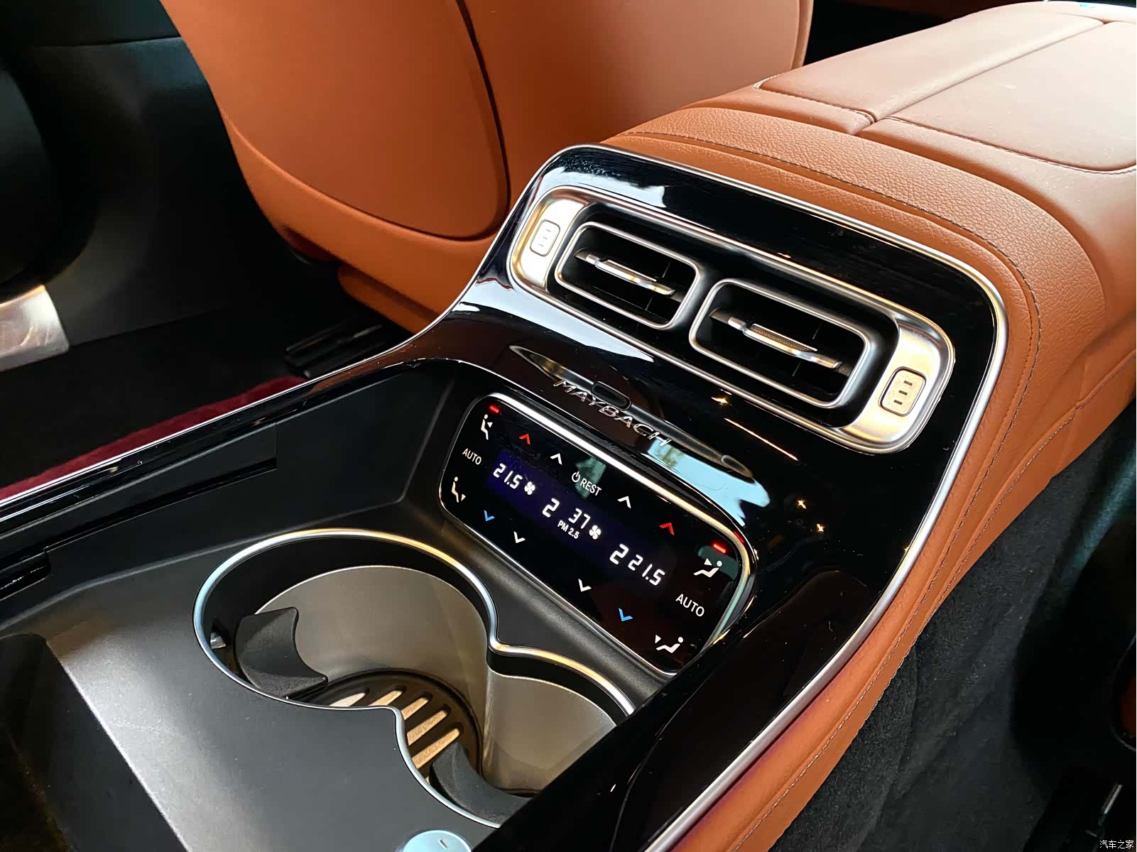 Maybach S-Class, 2023 22