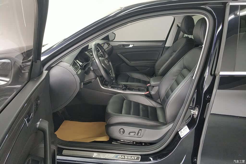 Volkswagen Passat, 2019 9