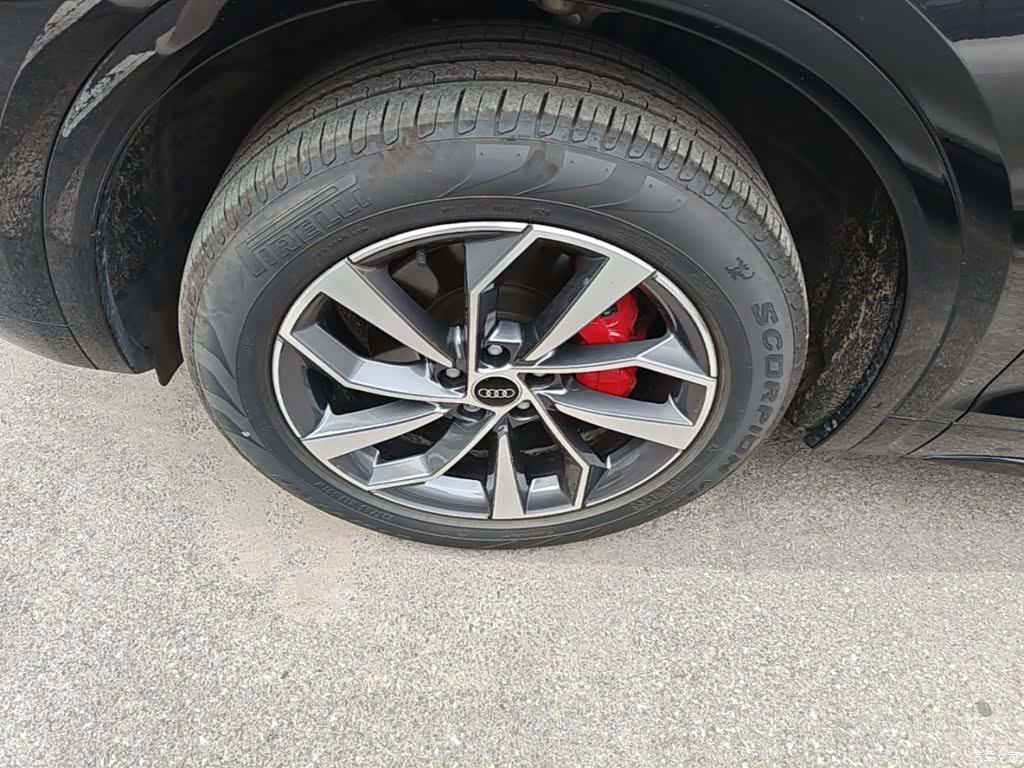 Audi Q5L, 2024 23
