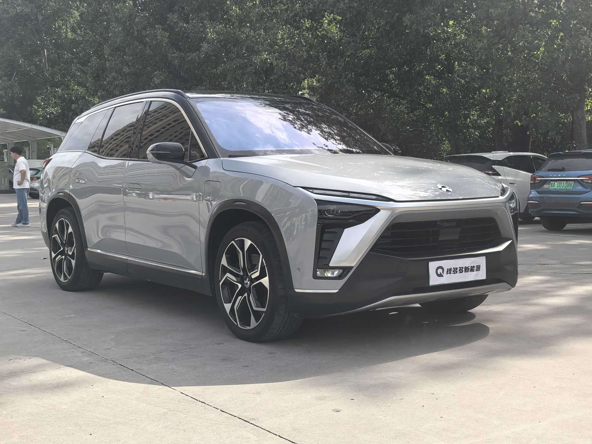 NIO ES8, 2021 3