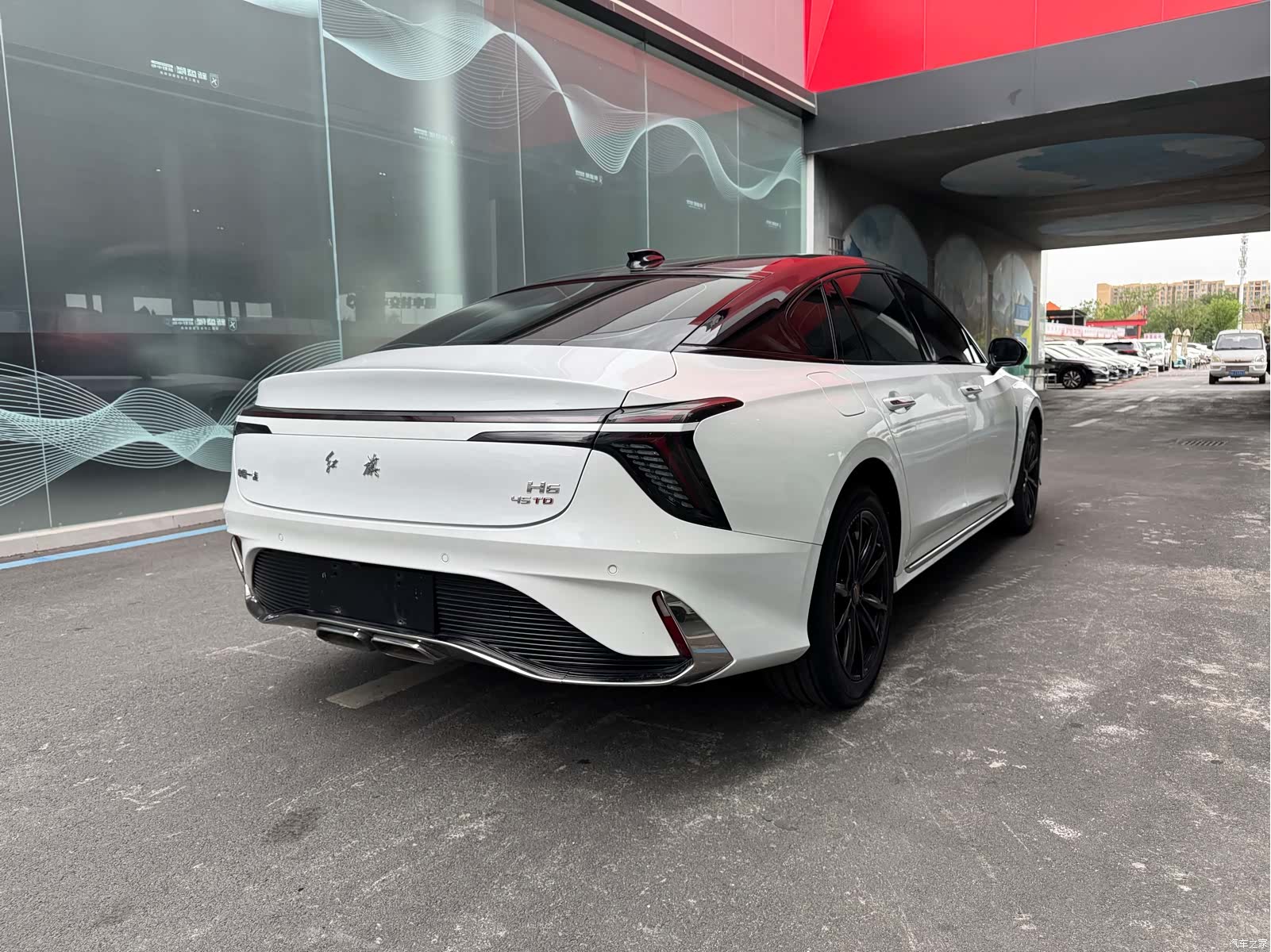 Hongqi H6, 2023 12