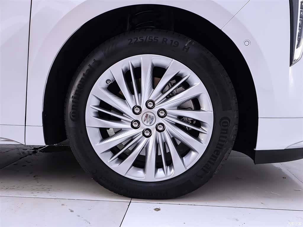 Buick Century, 2024 6