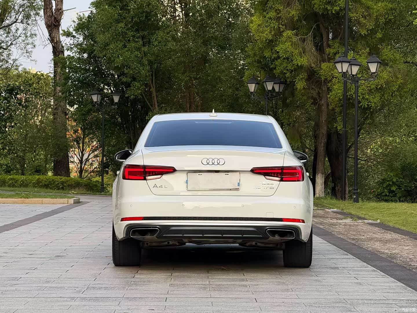 Audi A4L, 2019 9
