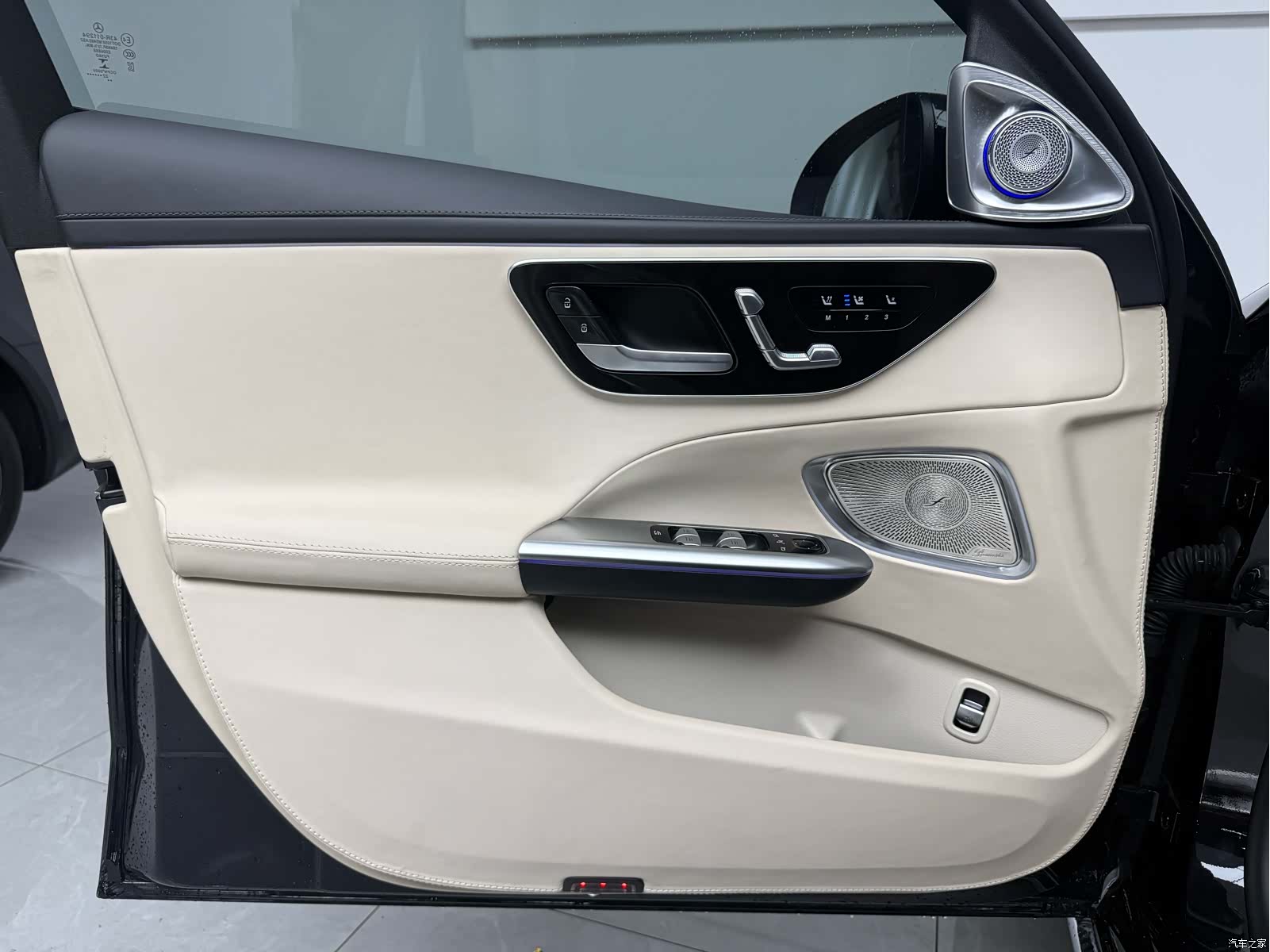 Mercedes-Benz C-Class, 2022 18
