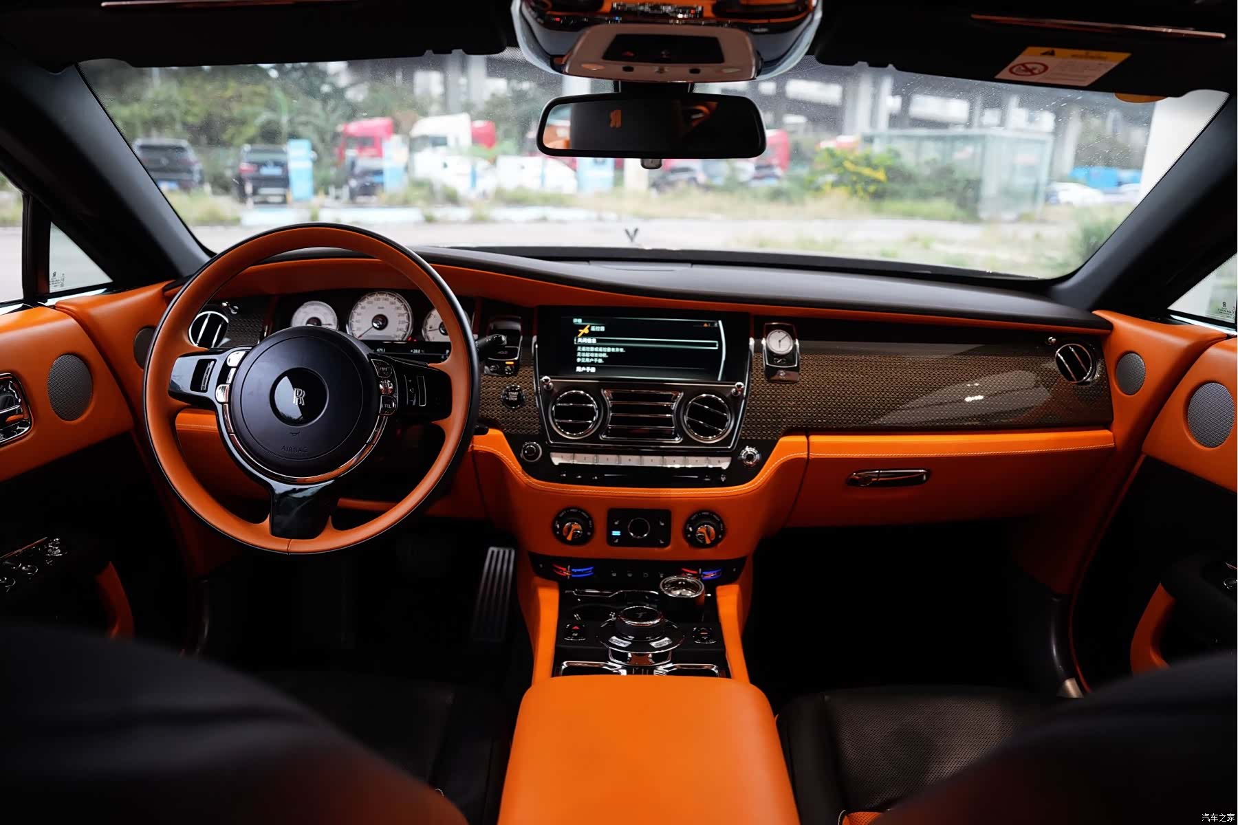 Rolls-Royce Wraith, 2018 13