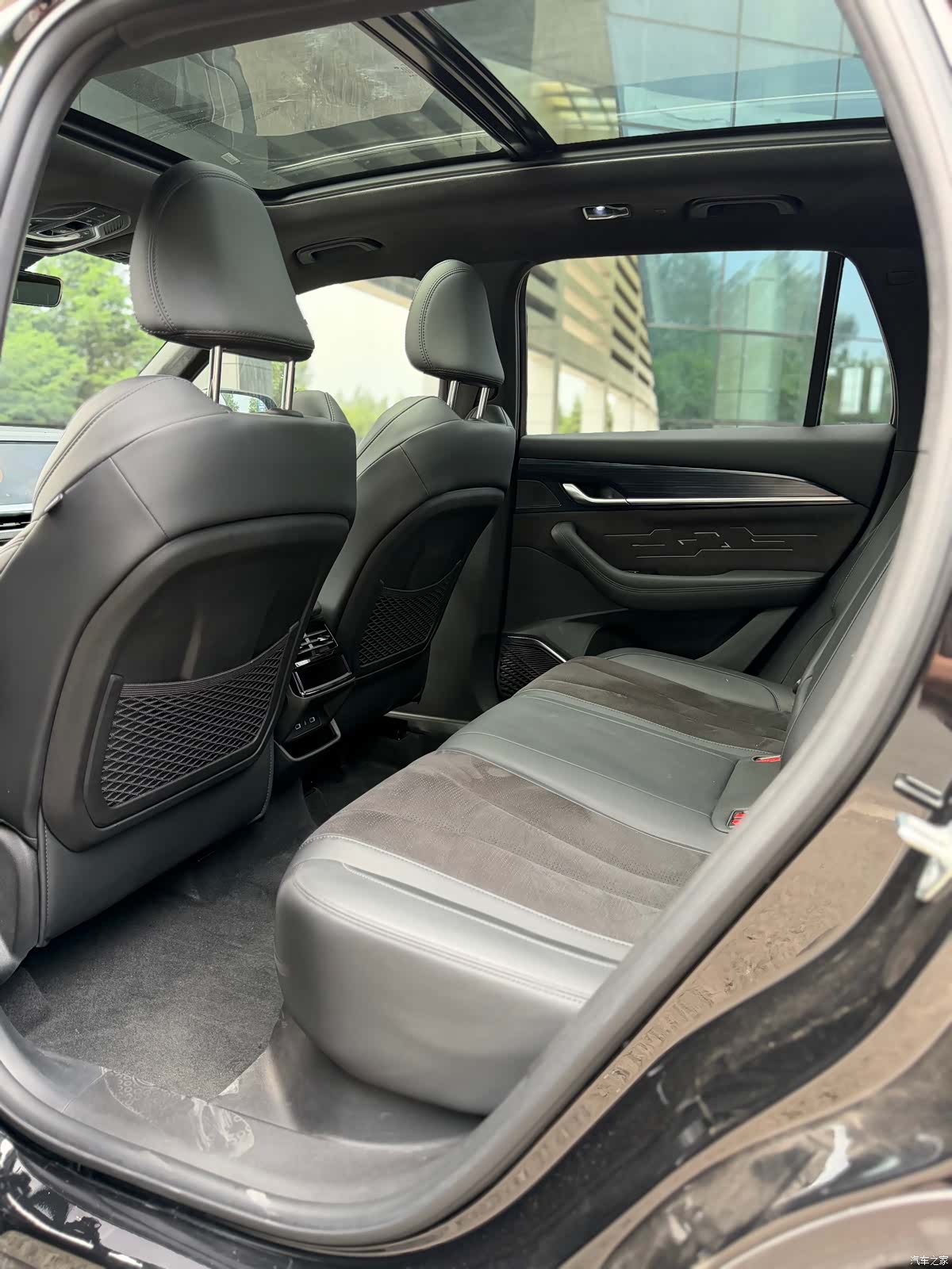 Geely Xingyue L, 2024 18