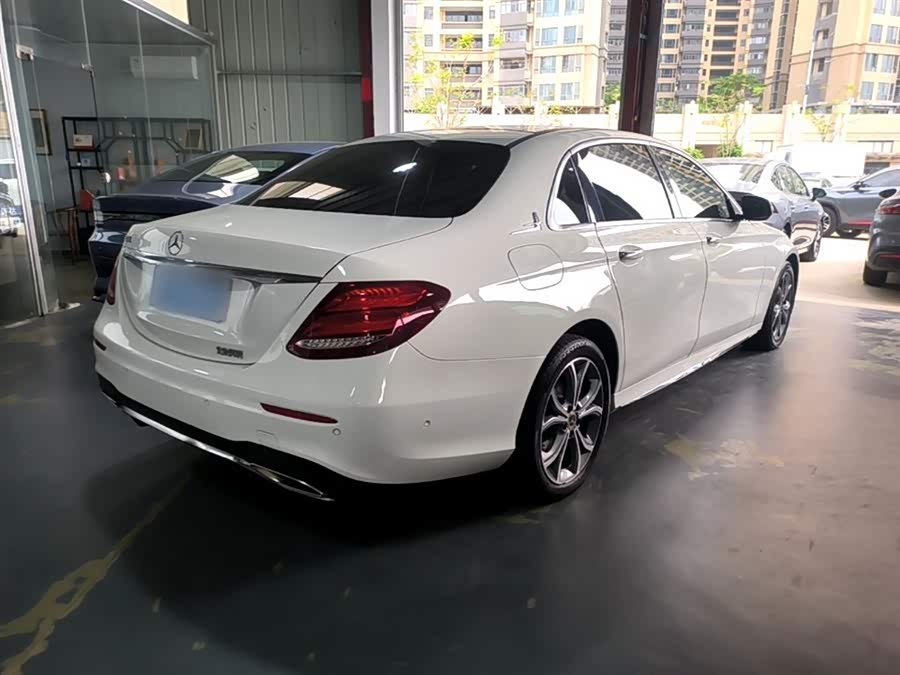 Mercedes-Benz E-Class 2020, фото 7