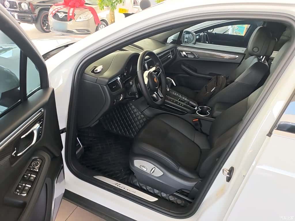 Porsche Macan, 2015 16