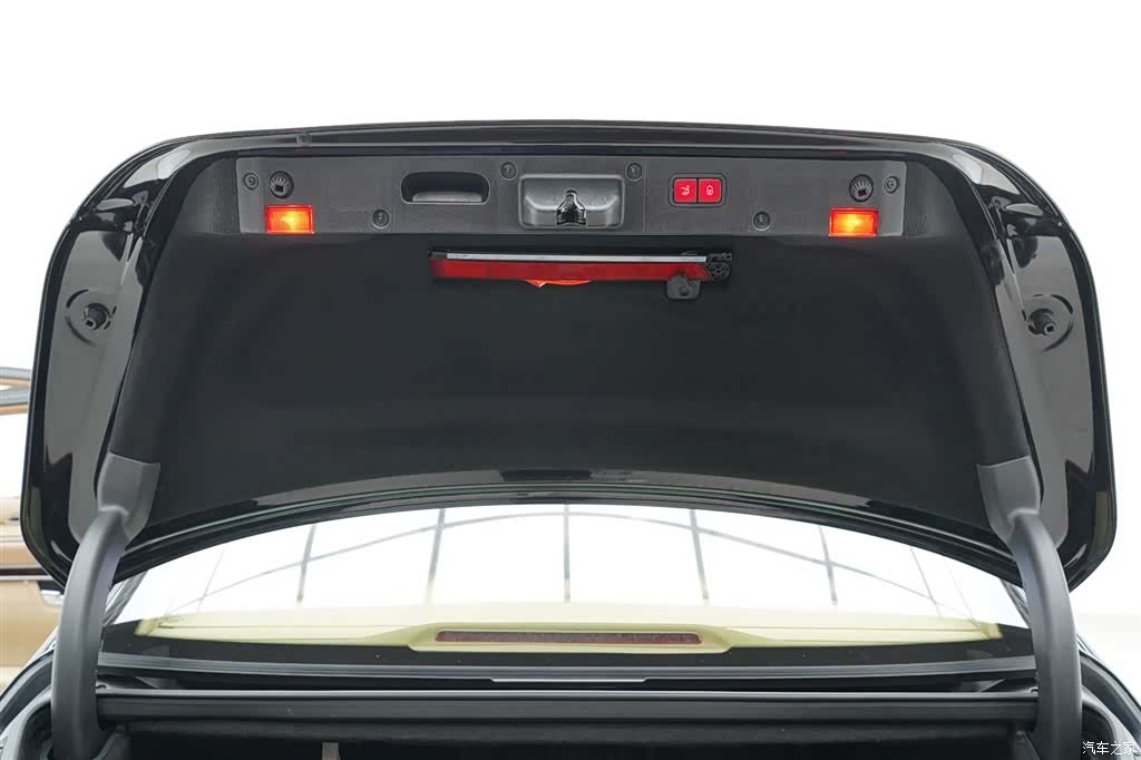 Mercedes-Benz S-Class, 2011 27