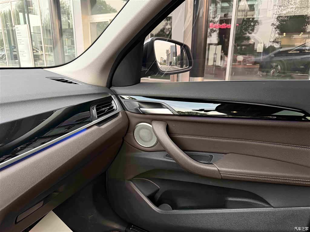 BMW X1, 2021 10