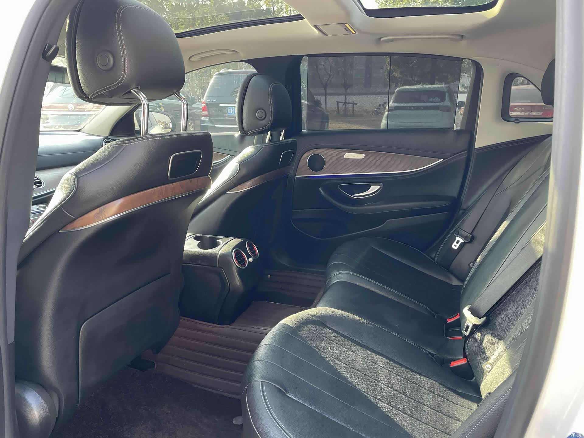 Mercedes-Benz E-Class, 2017 7