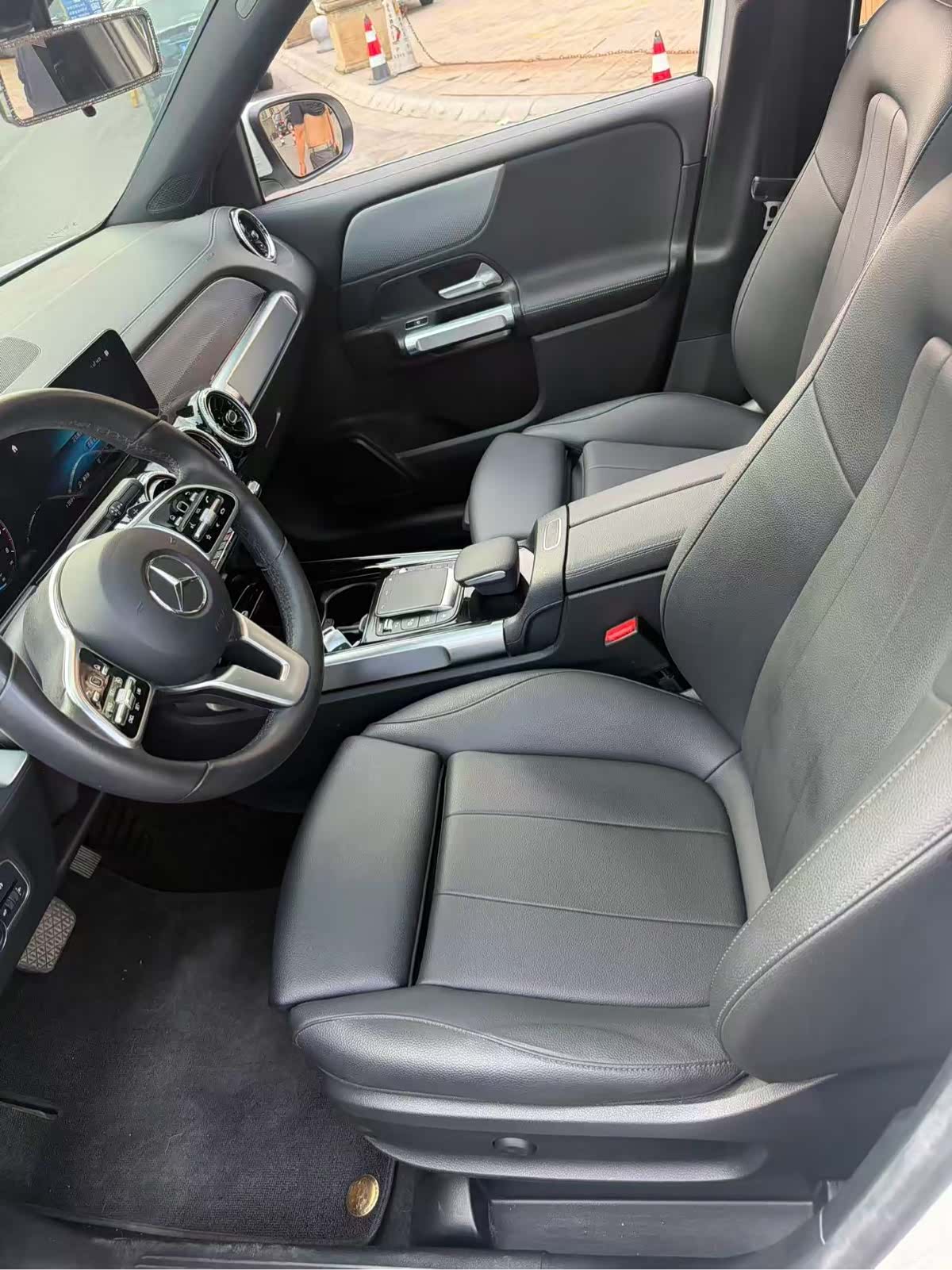 Mercedes-Benz GLB, 2020 4