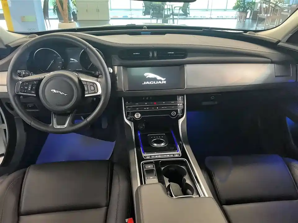 Jaguar XFL Jaguar XFL