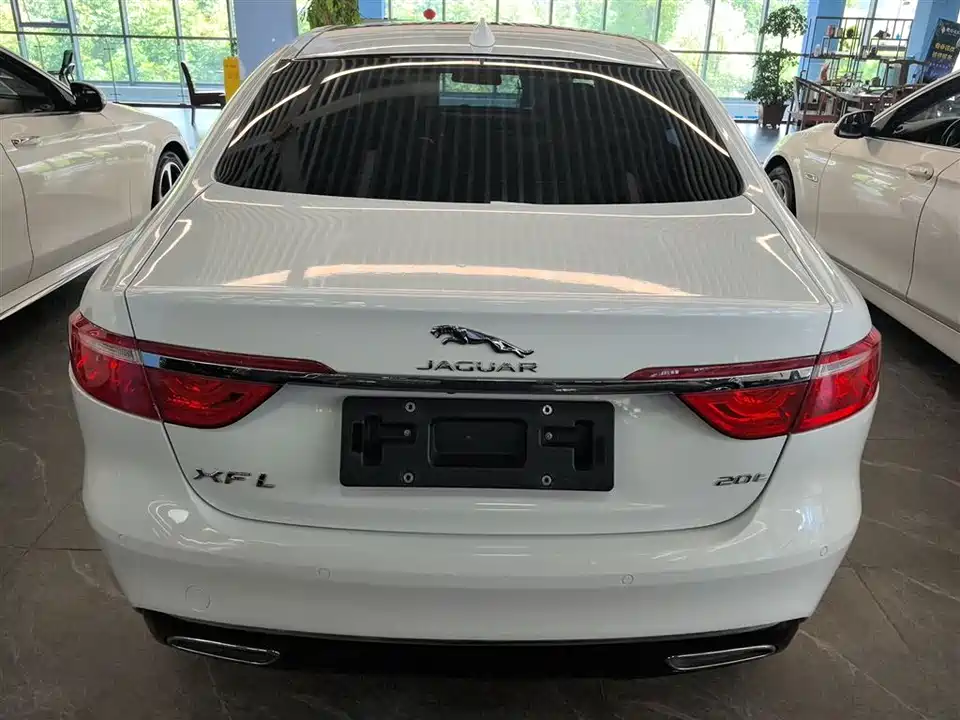 Jaguar XFL Jaguar XFL