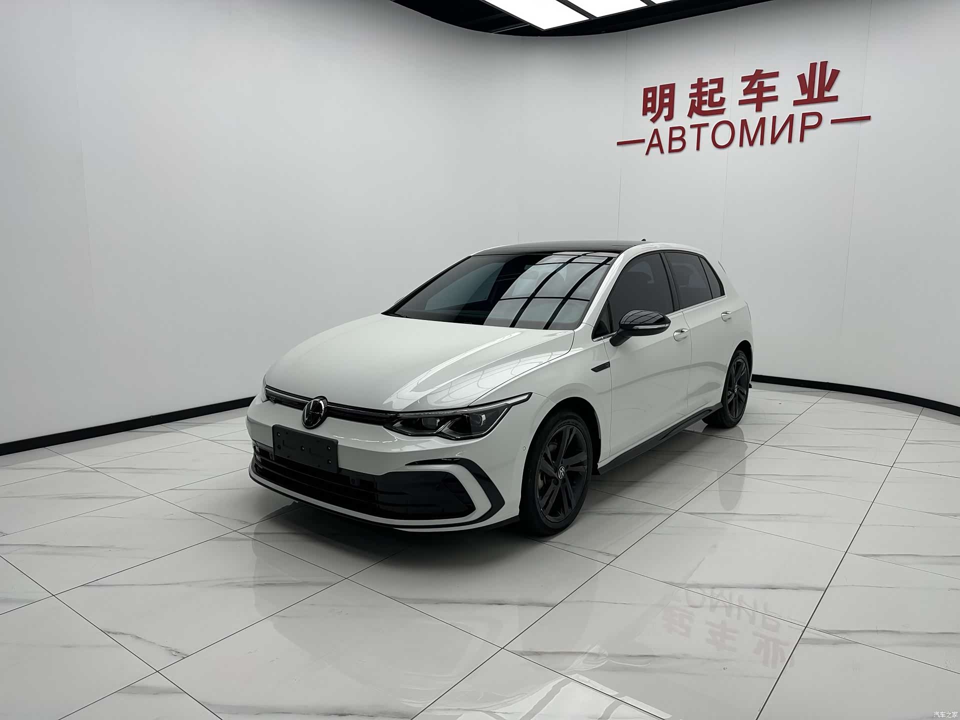 Volkswagen Golf, 2023 4