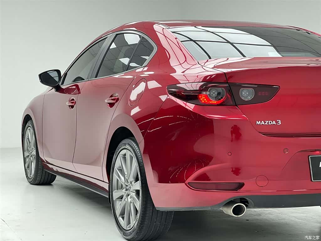 Mazda Mazda3, 2022 11