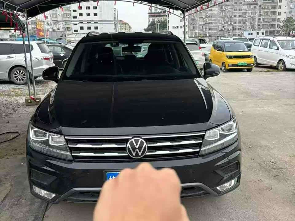 Volkswagen Tiguan L