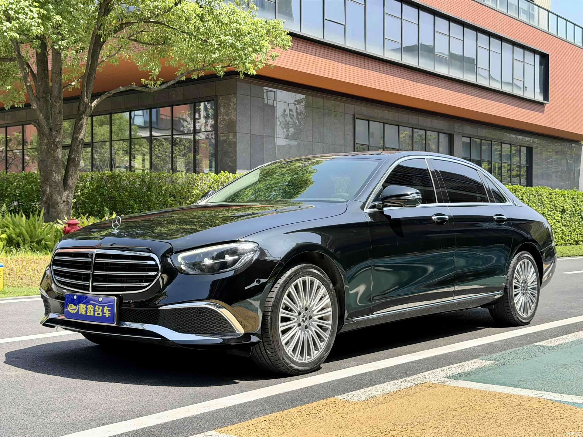 Mercedes-Benz E-Class, 2022 1