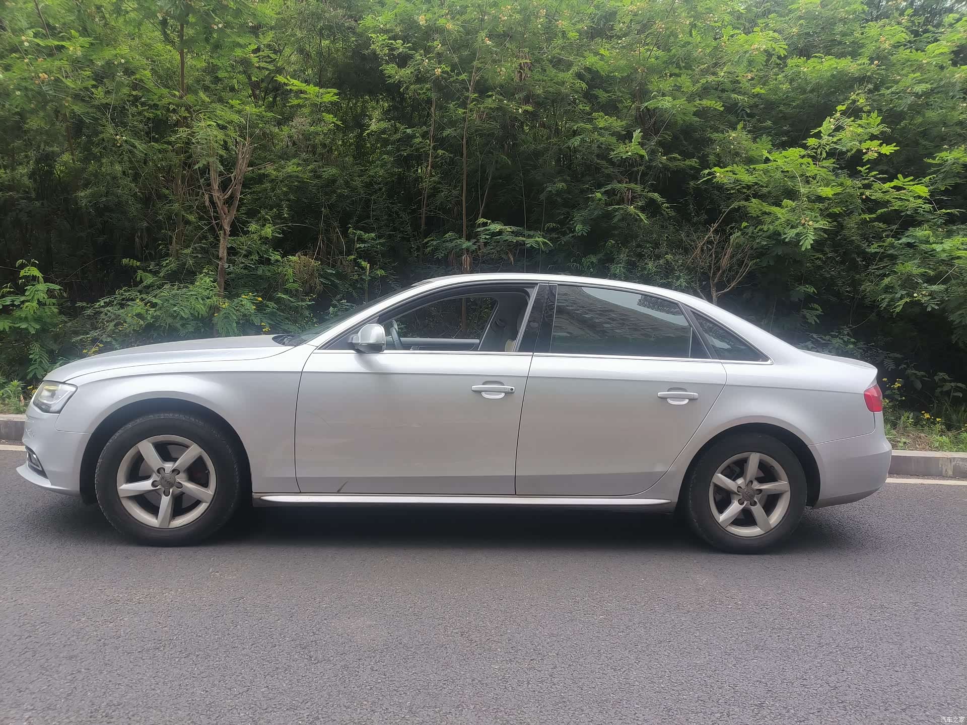 Audi A4L, 2014 3
