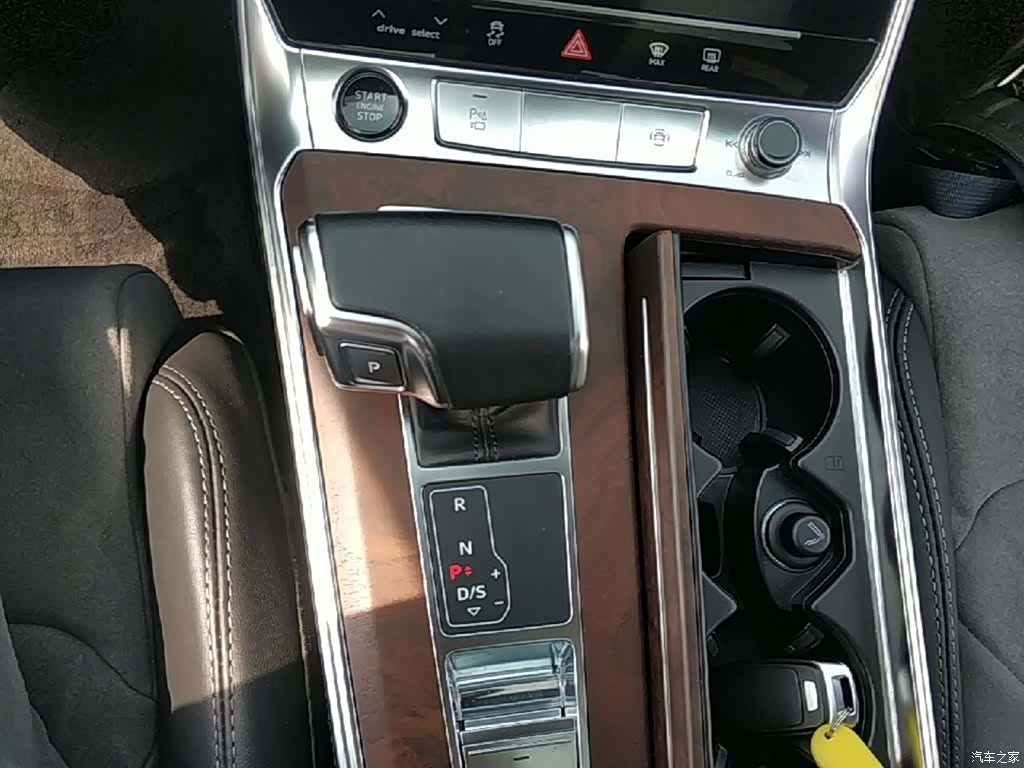 Audi A6L, 2023 14