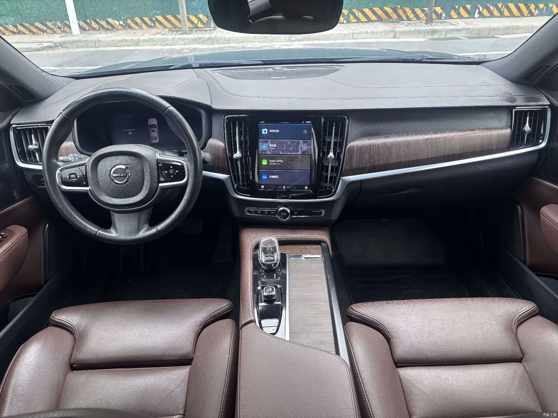 Volvo S90, 2022 все фото