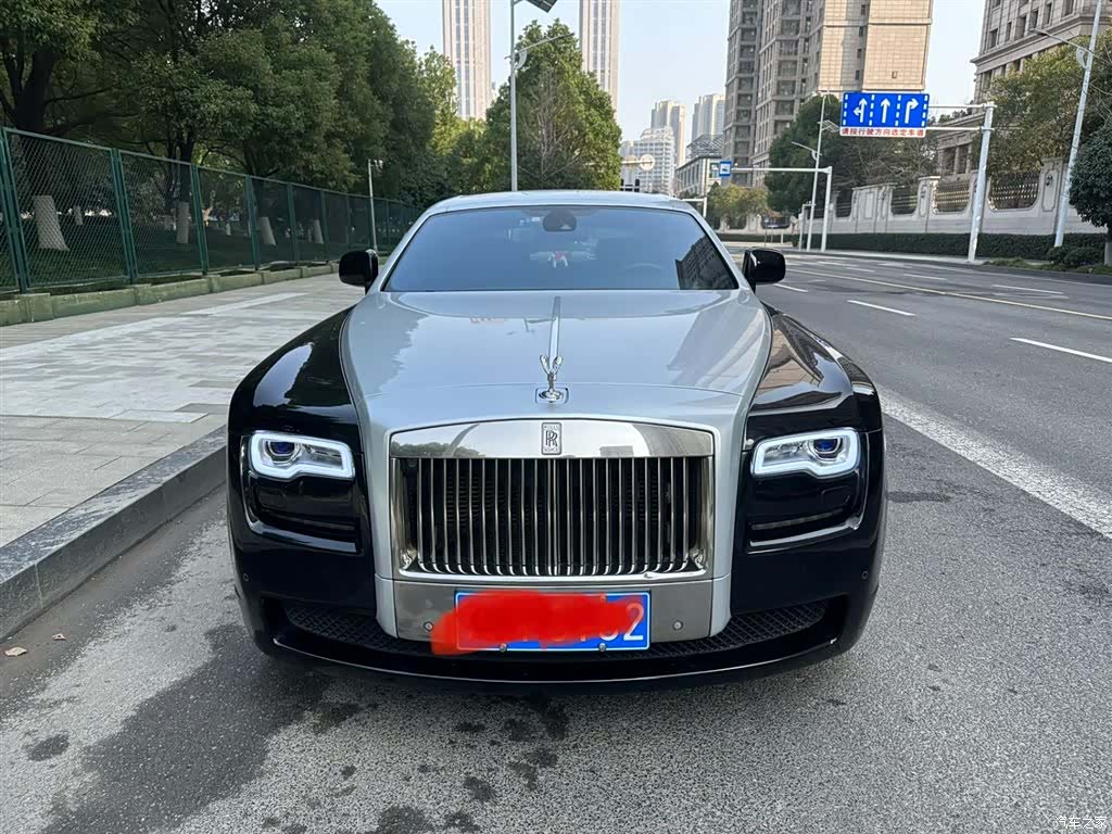 Rolls-Royce Ghost, 2011 2