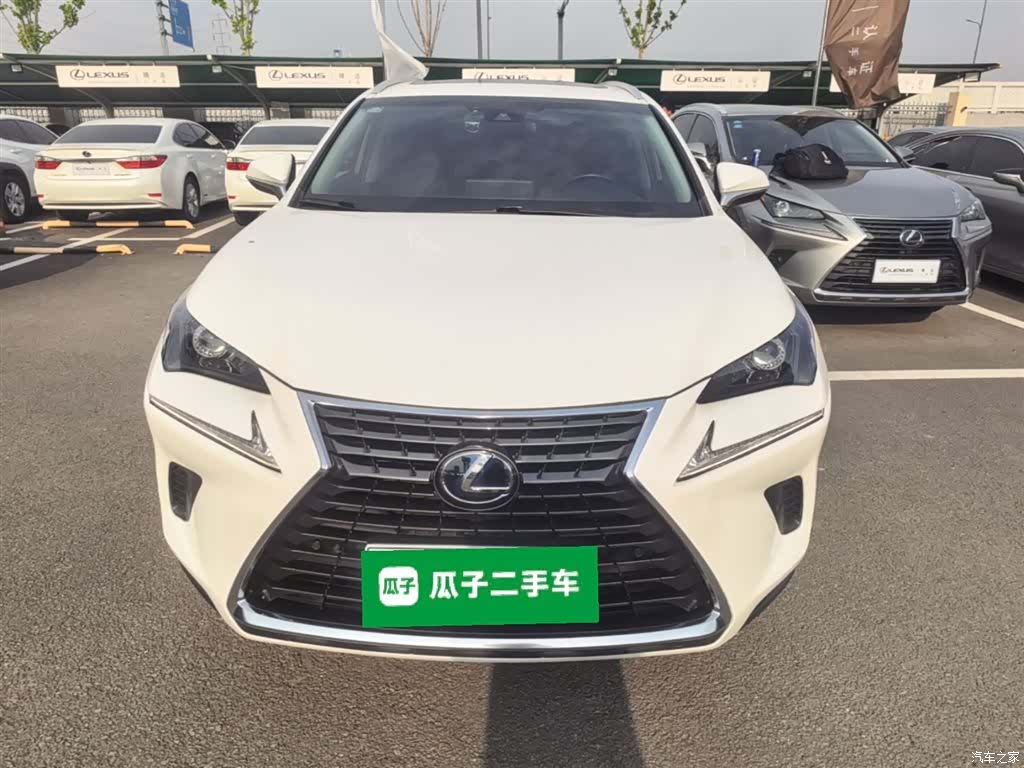 Lexus NX, 2019 3