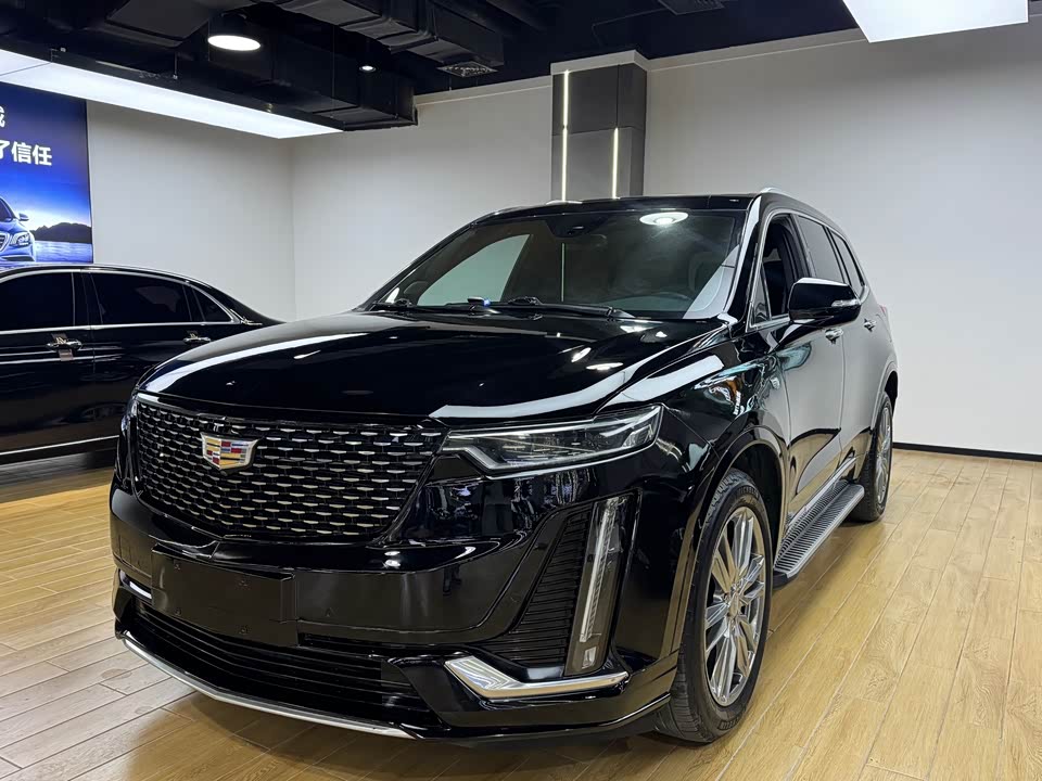 Cadillac XT6