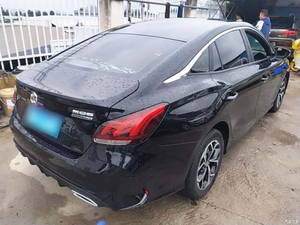 MG MG5, 2023 7