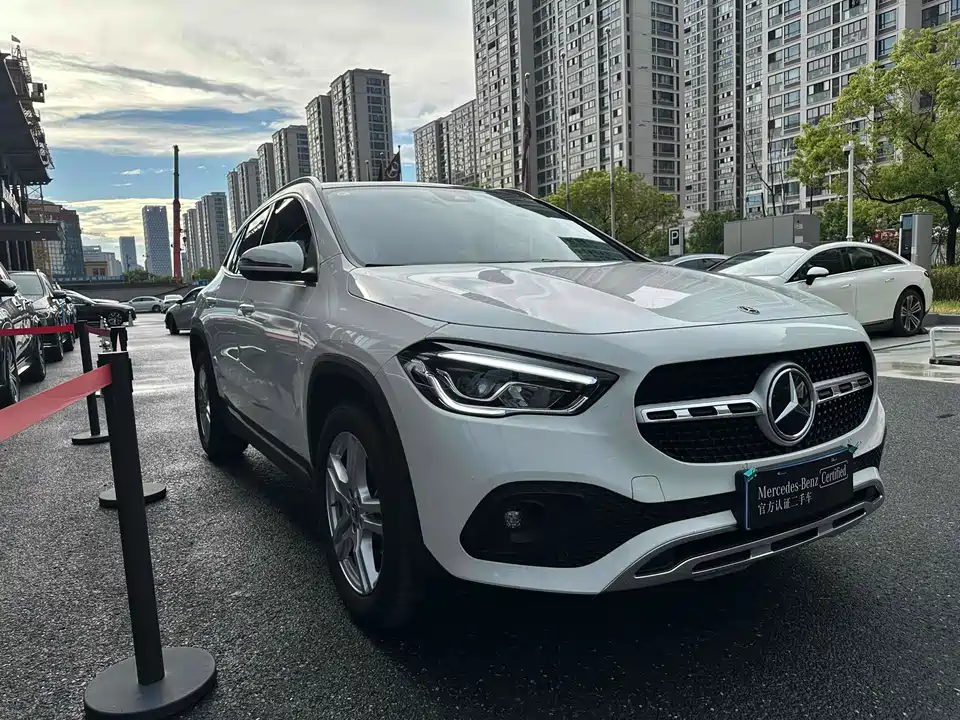 Mercedes-Benz GLA
