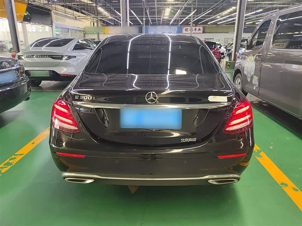 Mercedes-Benz E-class Mercedes-Benz E-class