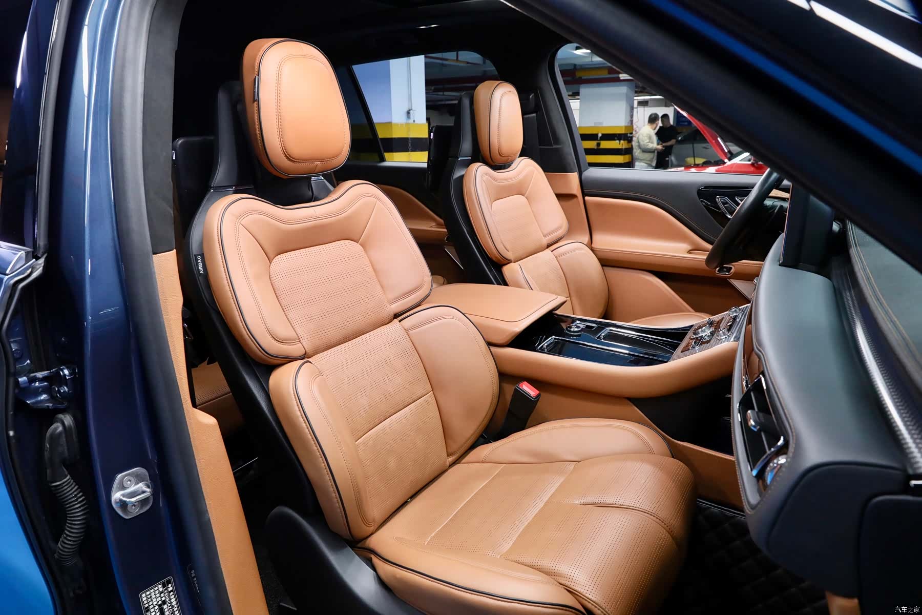 Lincoln Aviator, 2020 11